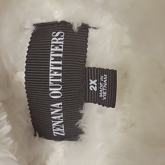 New Zenana 2x Fuzzy Teddy Bear Hoodie - Picture 4 of 6